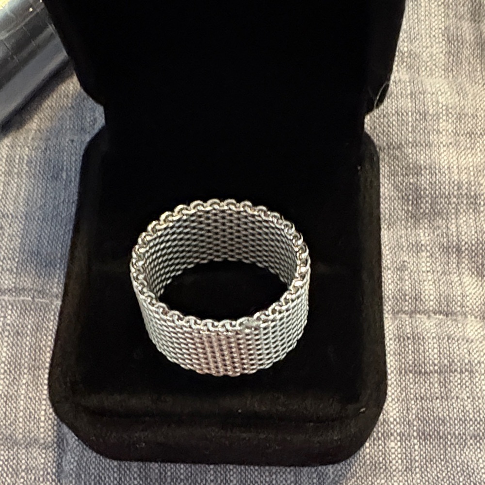 Silver Mesh Ring - Picture 2 of 2